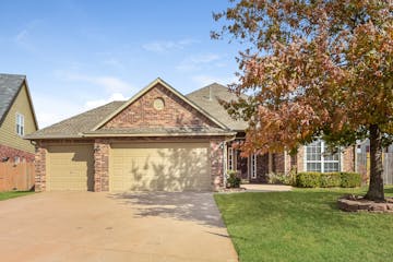 13524 GRAMERCY PARK PL OKLAHOMA CITY, OK 73142